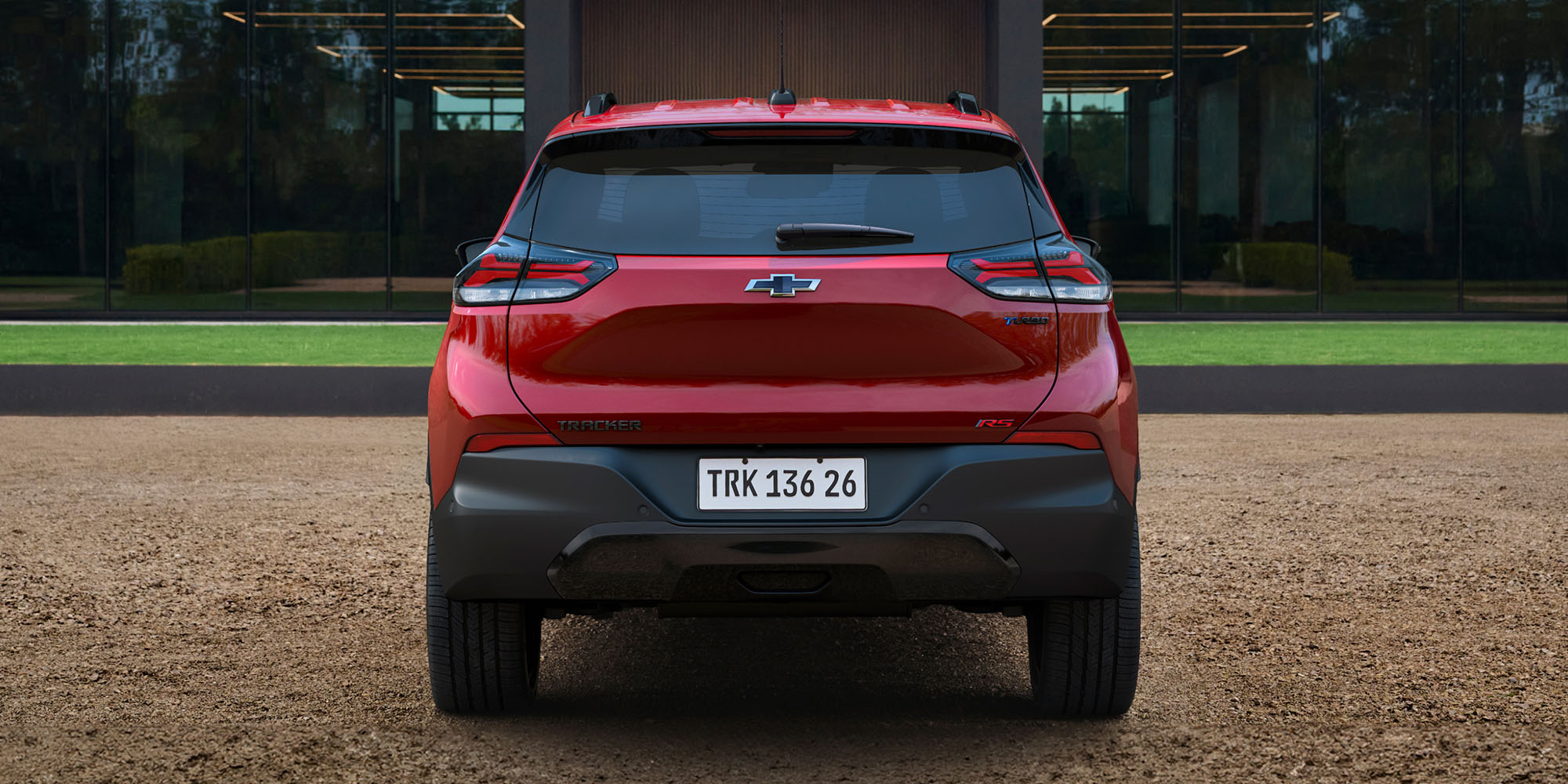 Vista trasera de la Chevrolet Tracker RS